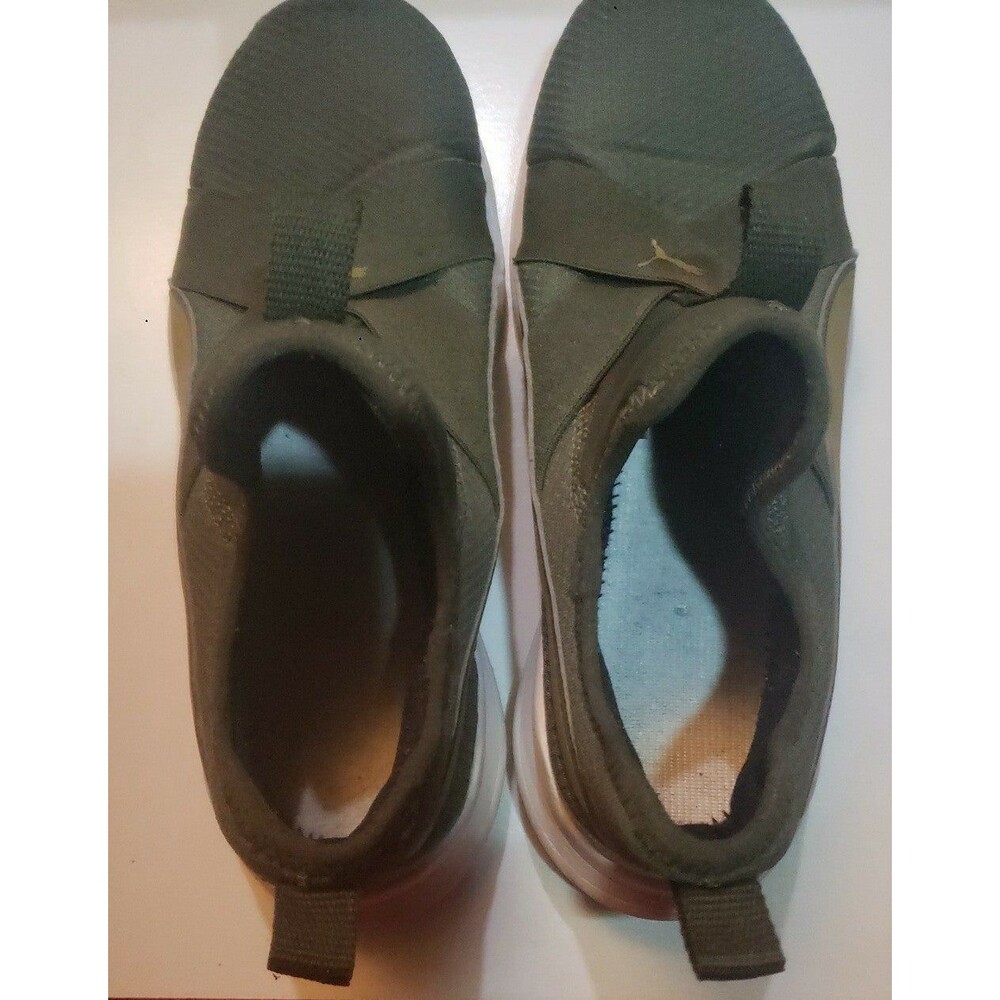 PUMA's - Woman's 7.5 - Picture 7 of 7